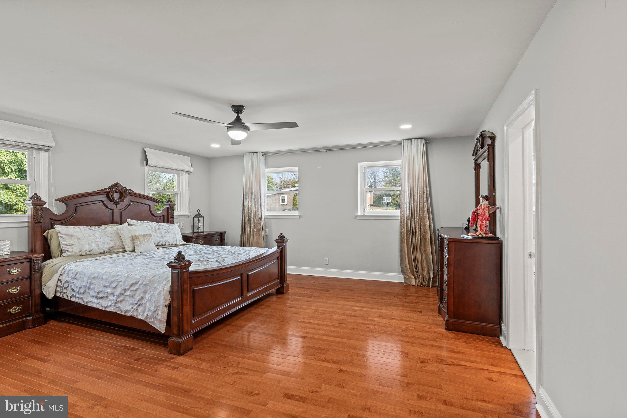 JENKINTOWN MANOR - Residential