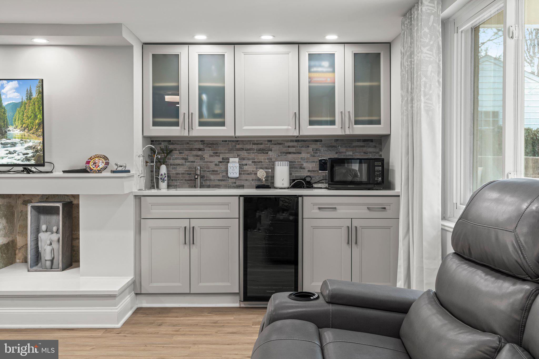 JENKINTOWN MANOR - Residential