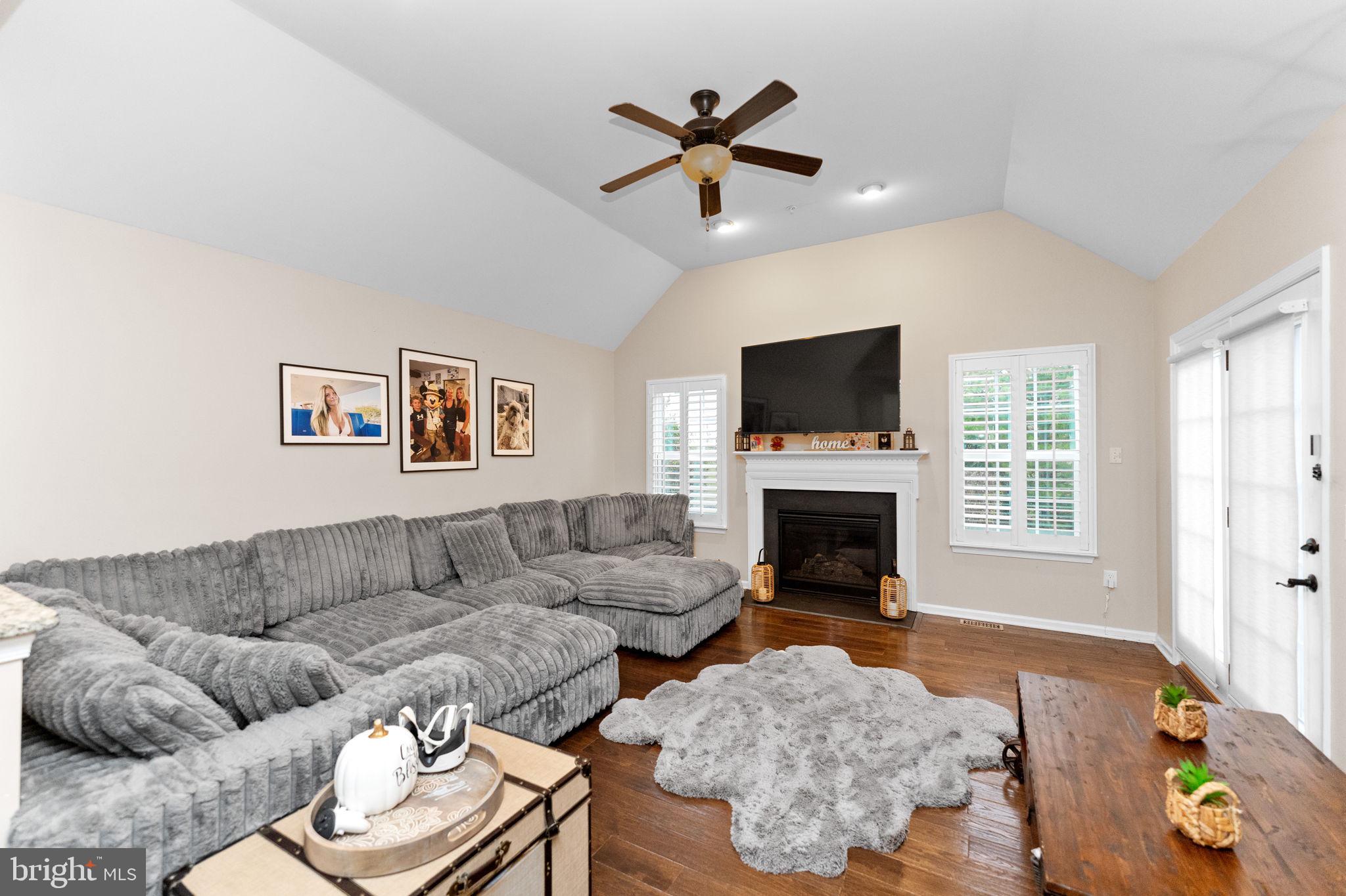 RED FOX FARMS - Residential