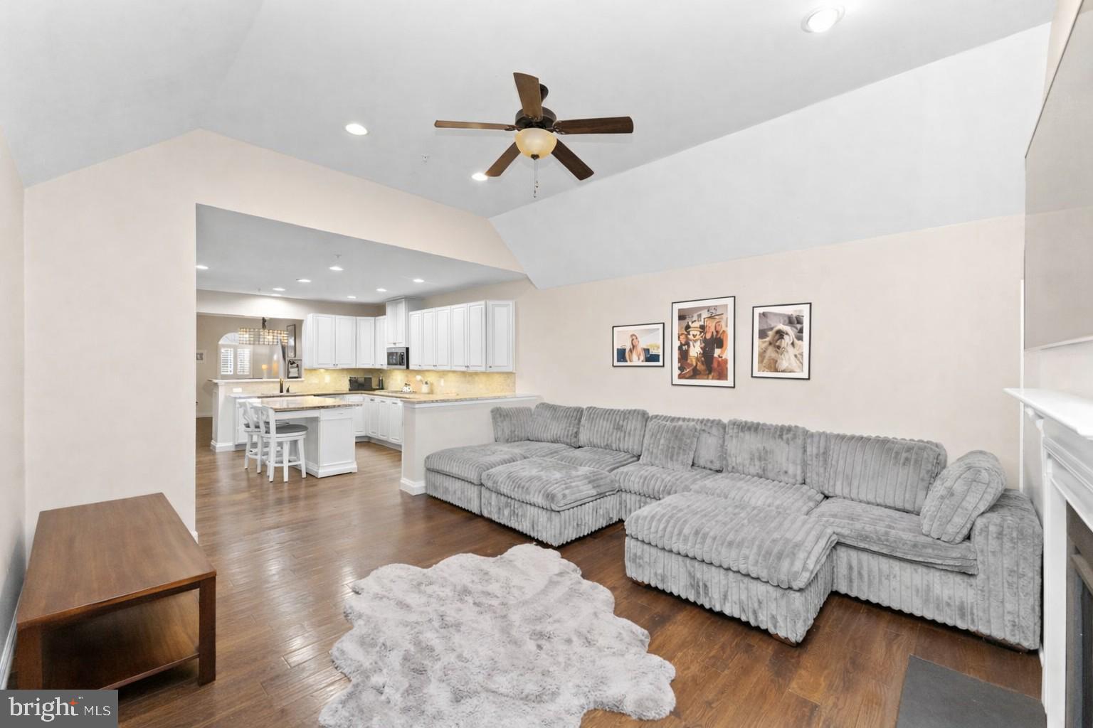 RED FOX FARMS - Residential