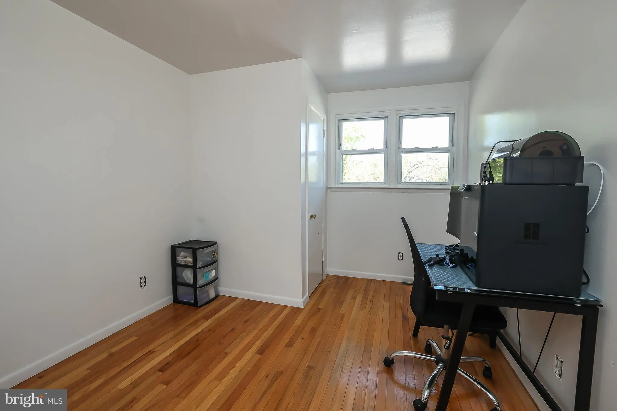 Vineland, New Jersey 08360, United States, 3 Bedrooms Bedrooms, ,2 BathroomsBathrooms,Residential,Pending,121810