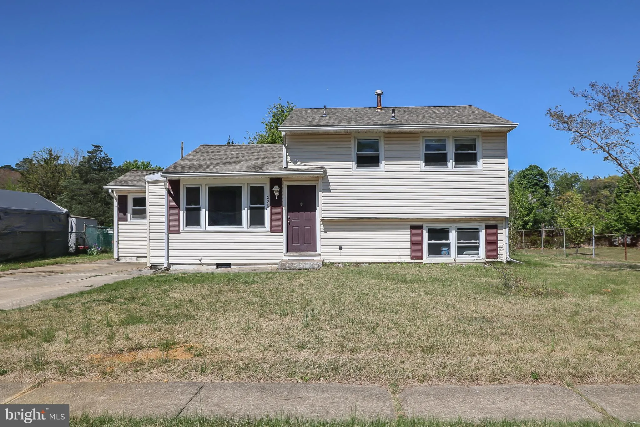 Vineland, New Jersey 08360, United States, 3 Bedrooms Bedrooms, ,2 BathroomsBathrooms,Residential,Pending,121810