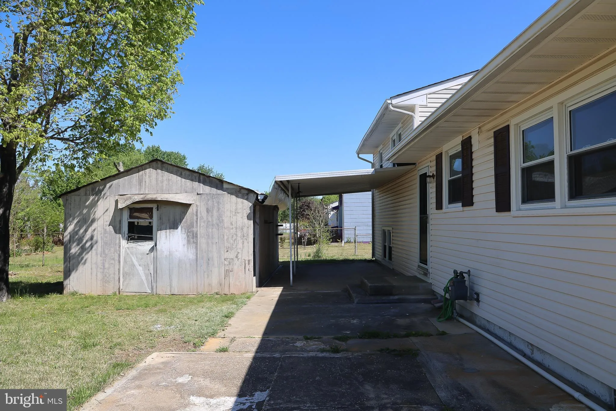 Vineland, New Jersey 08360, United States, 3 Bedrooms Bedrooms, ,2 BathroomsBathrooms,Residential,Pending,121810