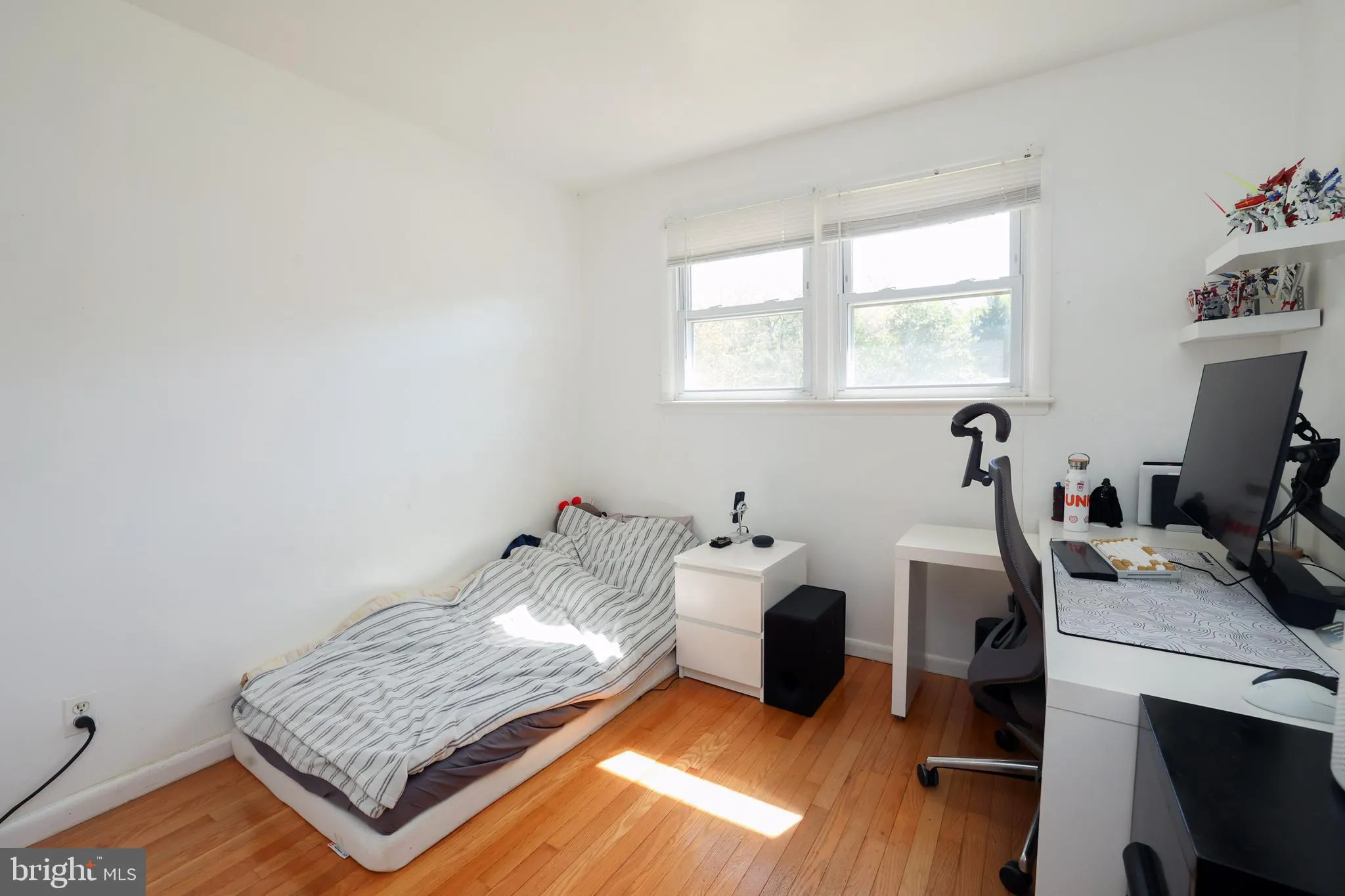 Vineland, New Jersey 08360, United States, 3 Bedrooms Bedrooms, ,2 BathroomsBathrooms,Residential,Pending,121810