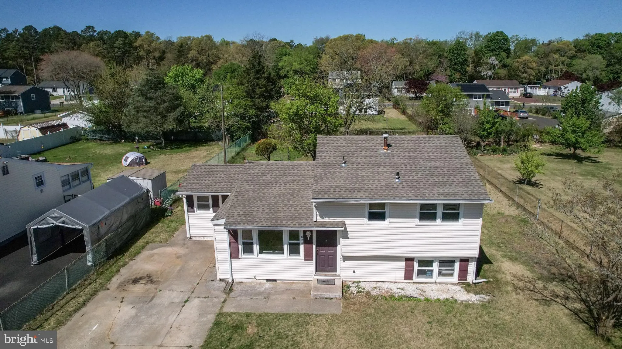 Vineland, New Jersey 08360, United States, 3 Bedrooms Bedrooms, ,2 BathroomsBathrooms,Residential,Pending,121810