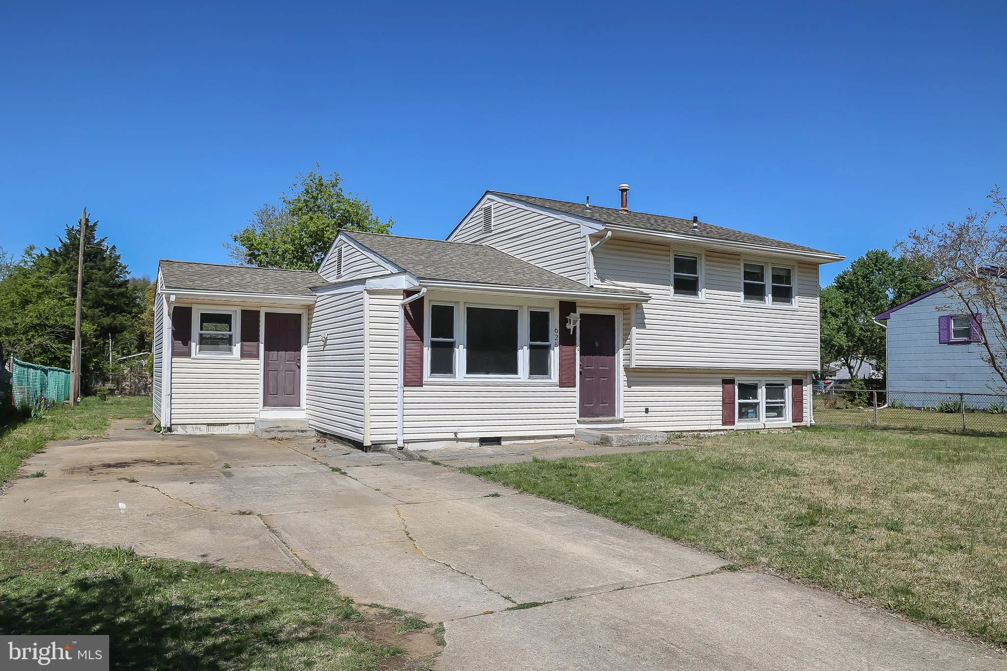 Vineland, New Jersey 08360, United States, 3 Bedrooms Bedrooms, ,2 BathroomsBathrooms,Residential,Pending,121810