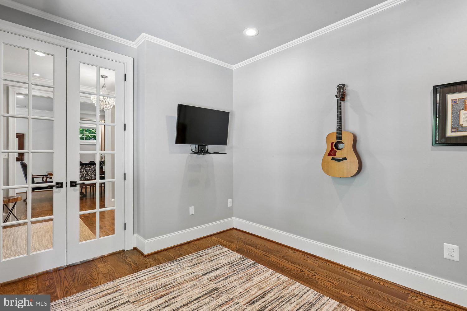 WHITE FLINT PARK - Residential