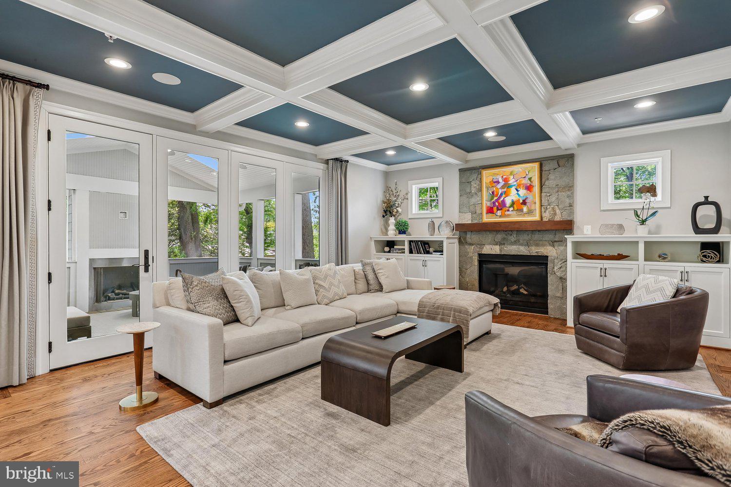 WHITE FLINT PARK - Residential