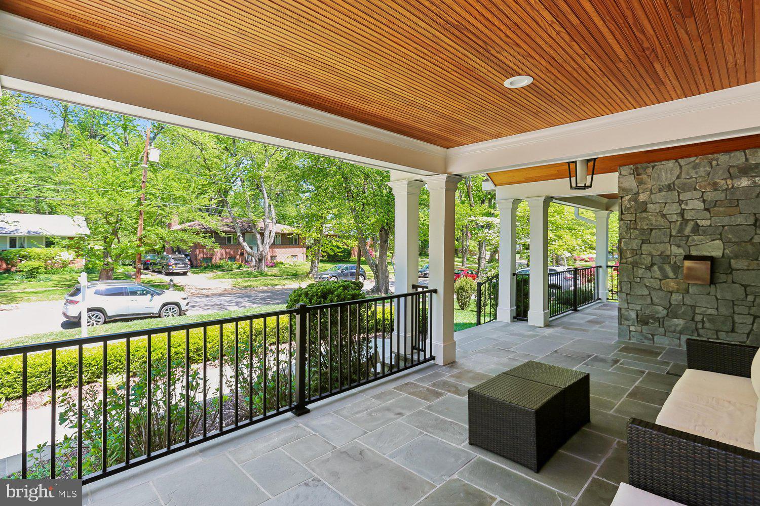 WHITE FLINT PARK - Residential