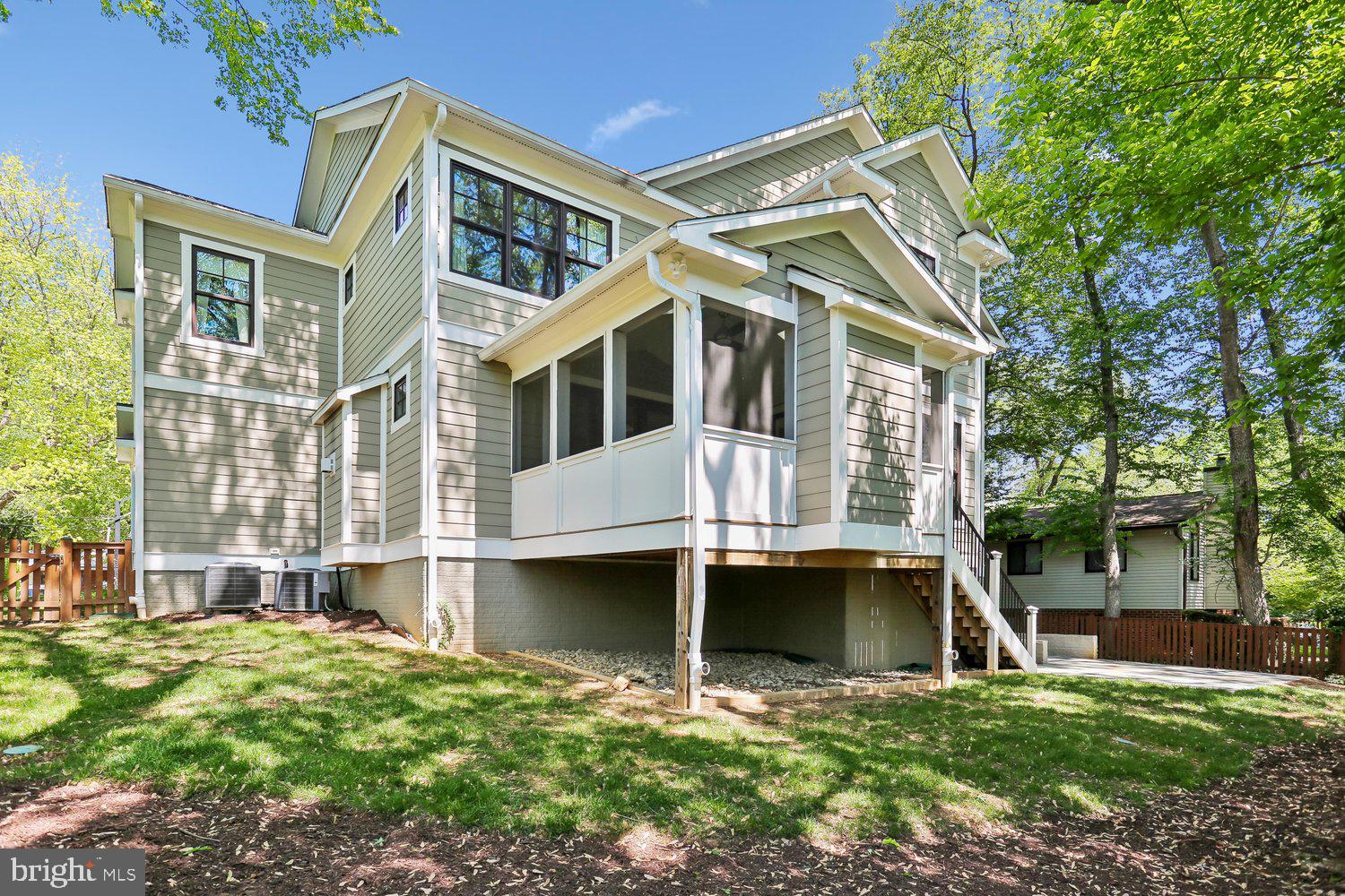 WHITE FLINT PARK - Residential