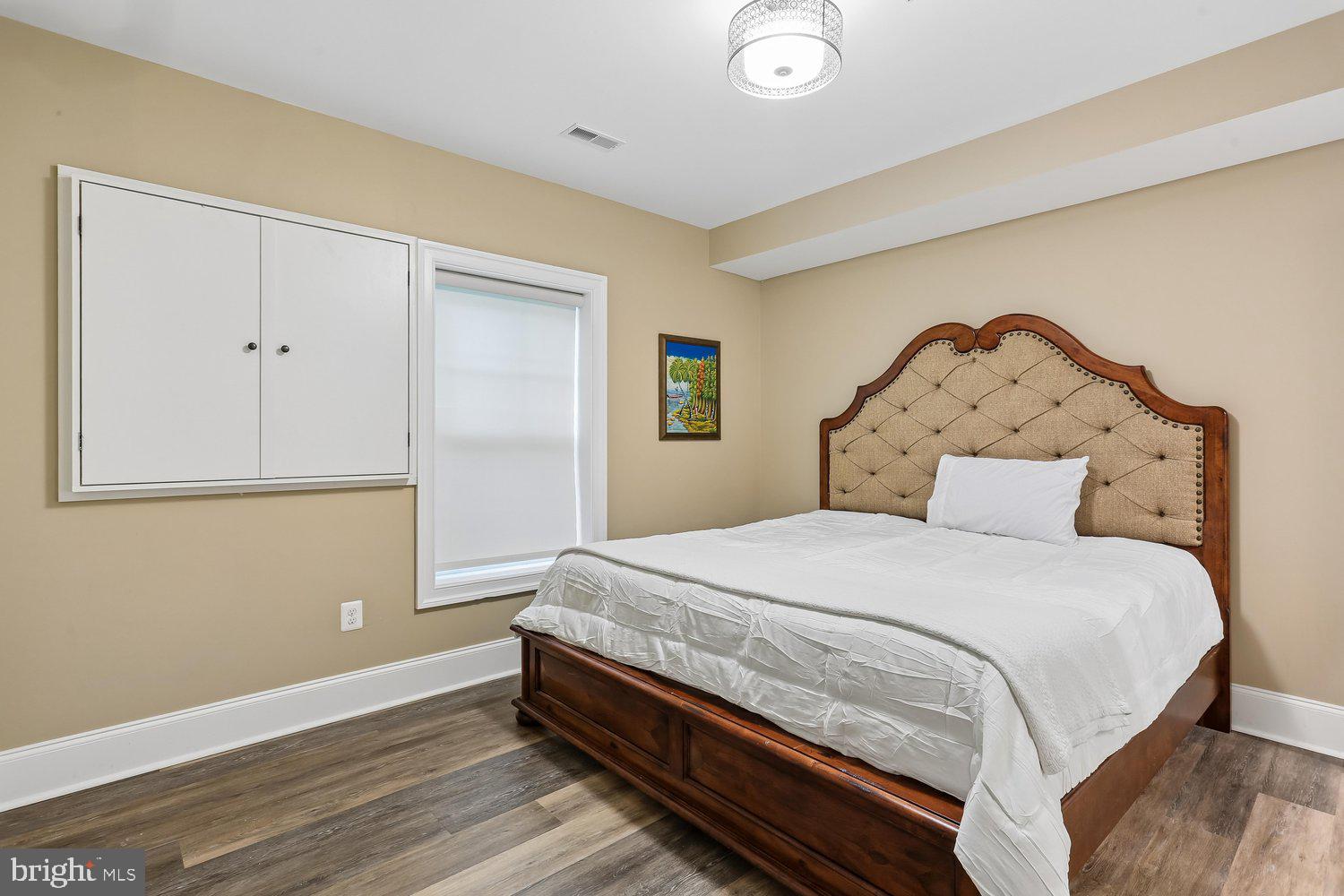 WHITE FLINT PARK - Residential