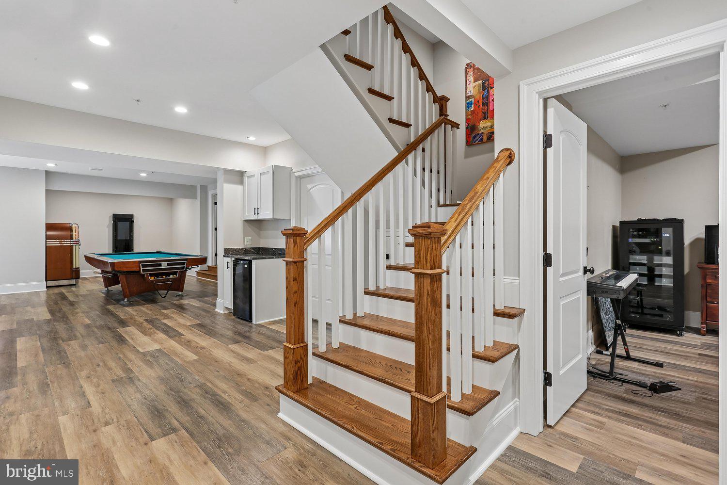 WHITE FLINT PARK - Residential