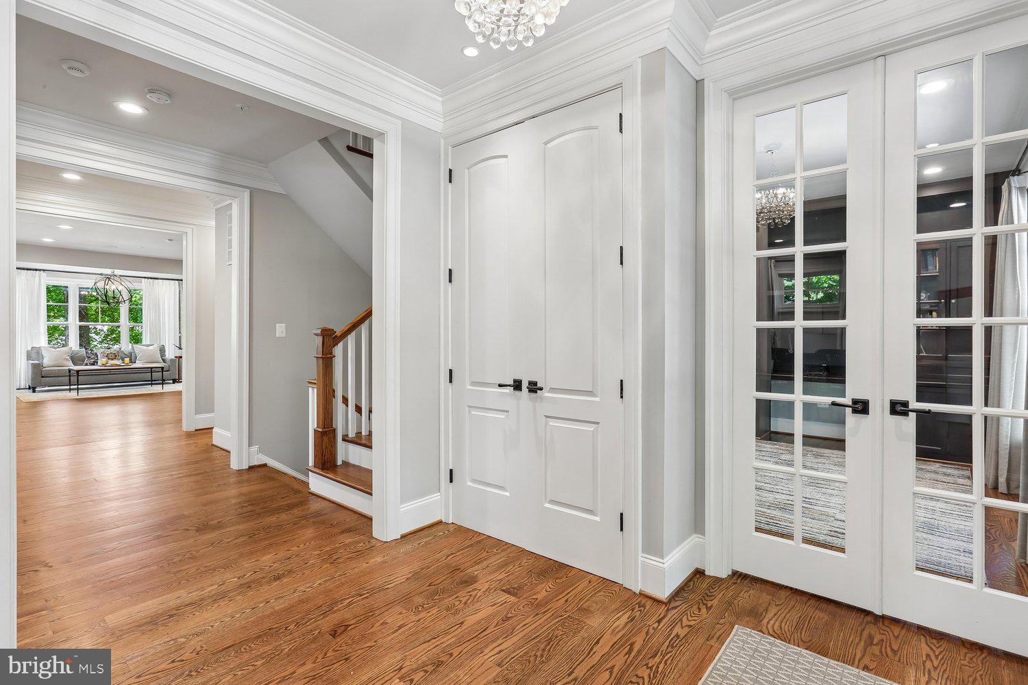 WHITE FLINT PARK - Residential