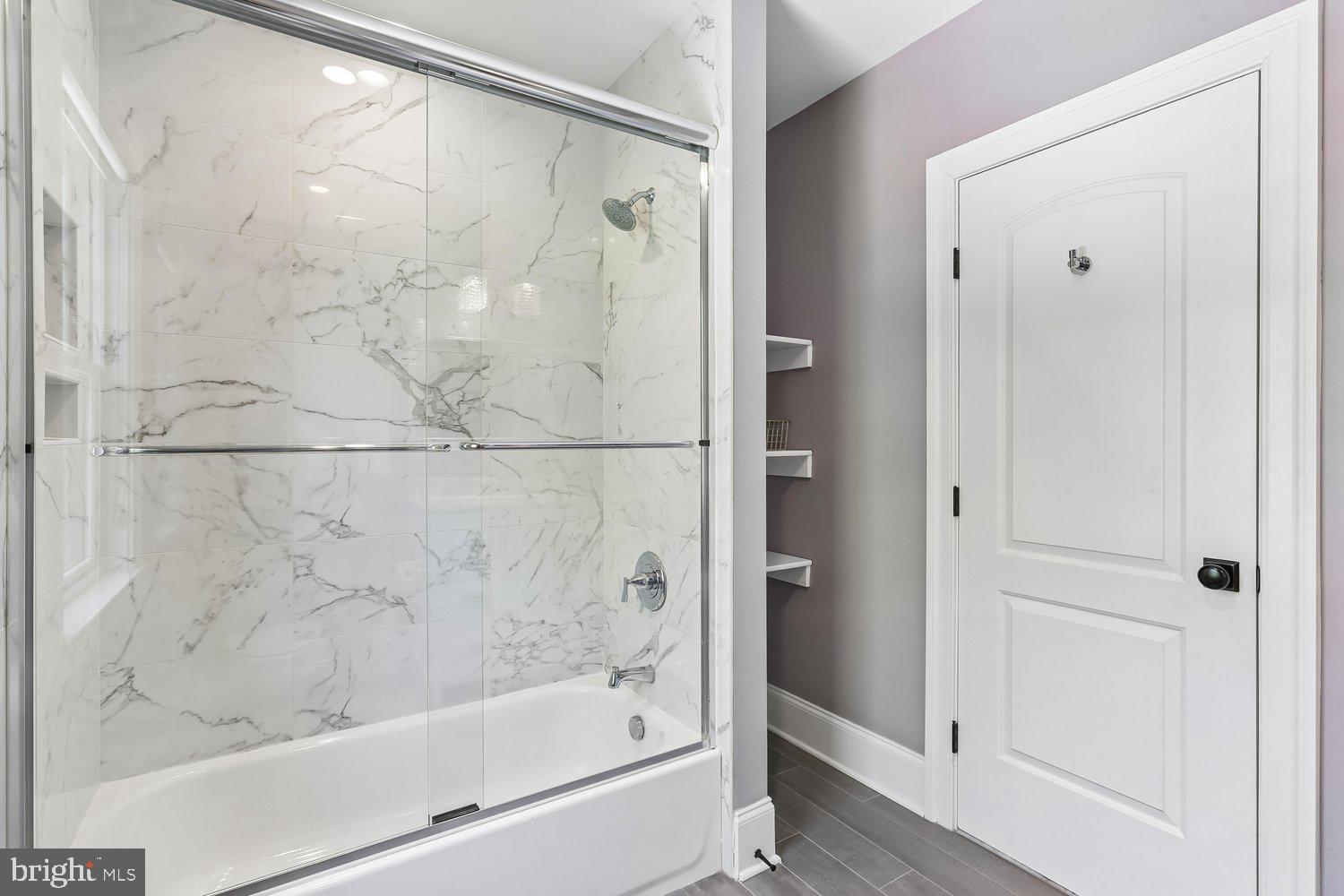 WHITE FLINT PARK - Residential