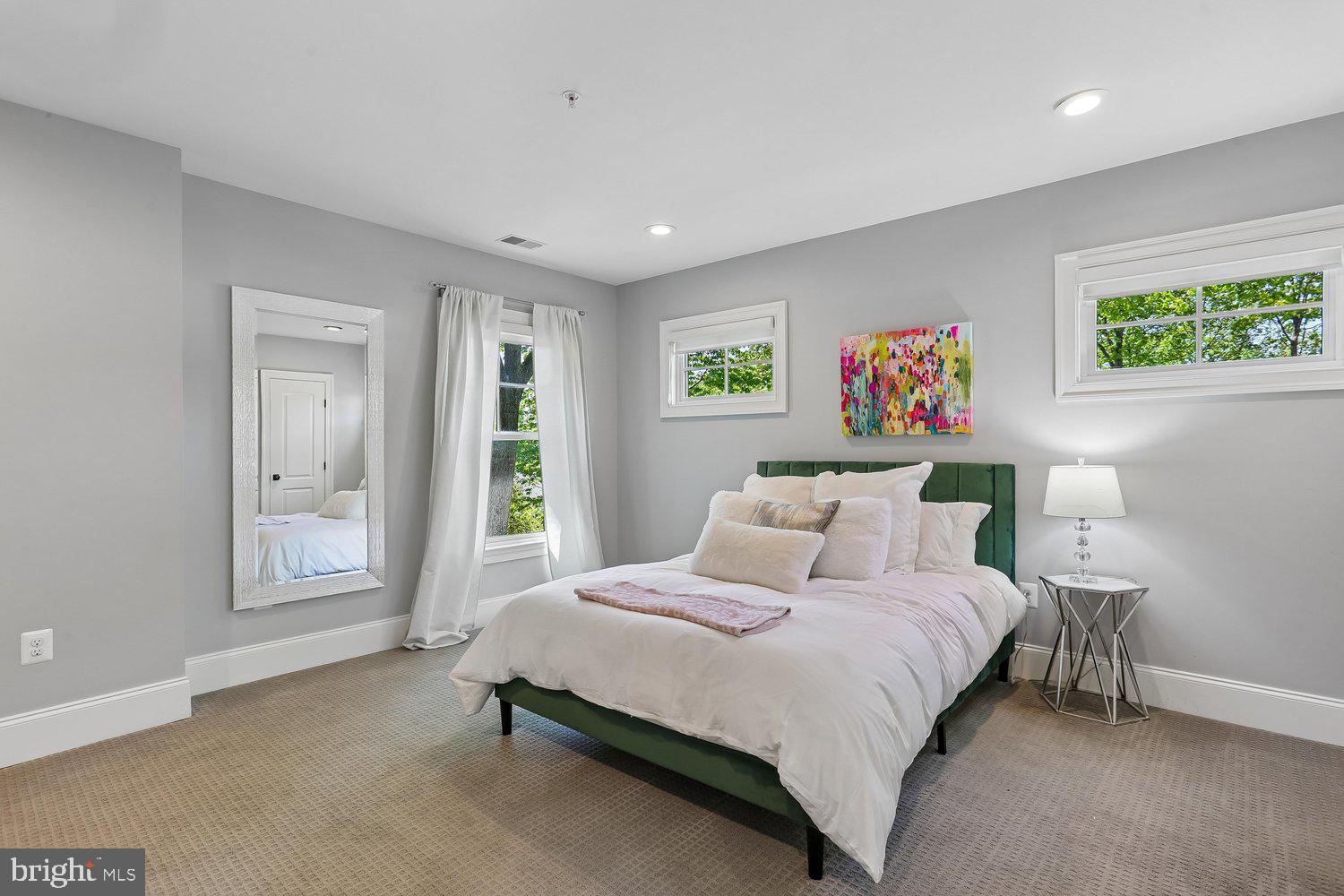 WHITE FLINT PARK - Residential