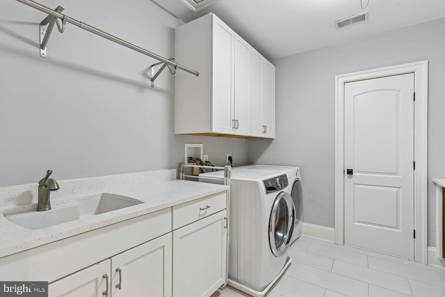 WHITE FLINT PARK - Residential