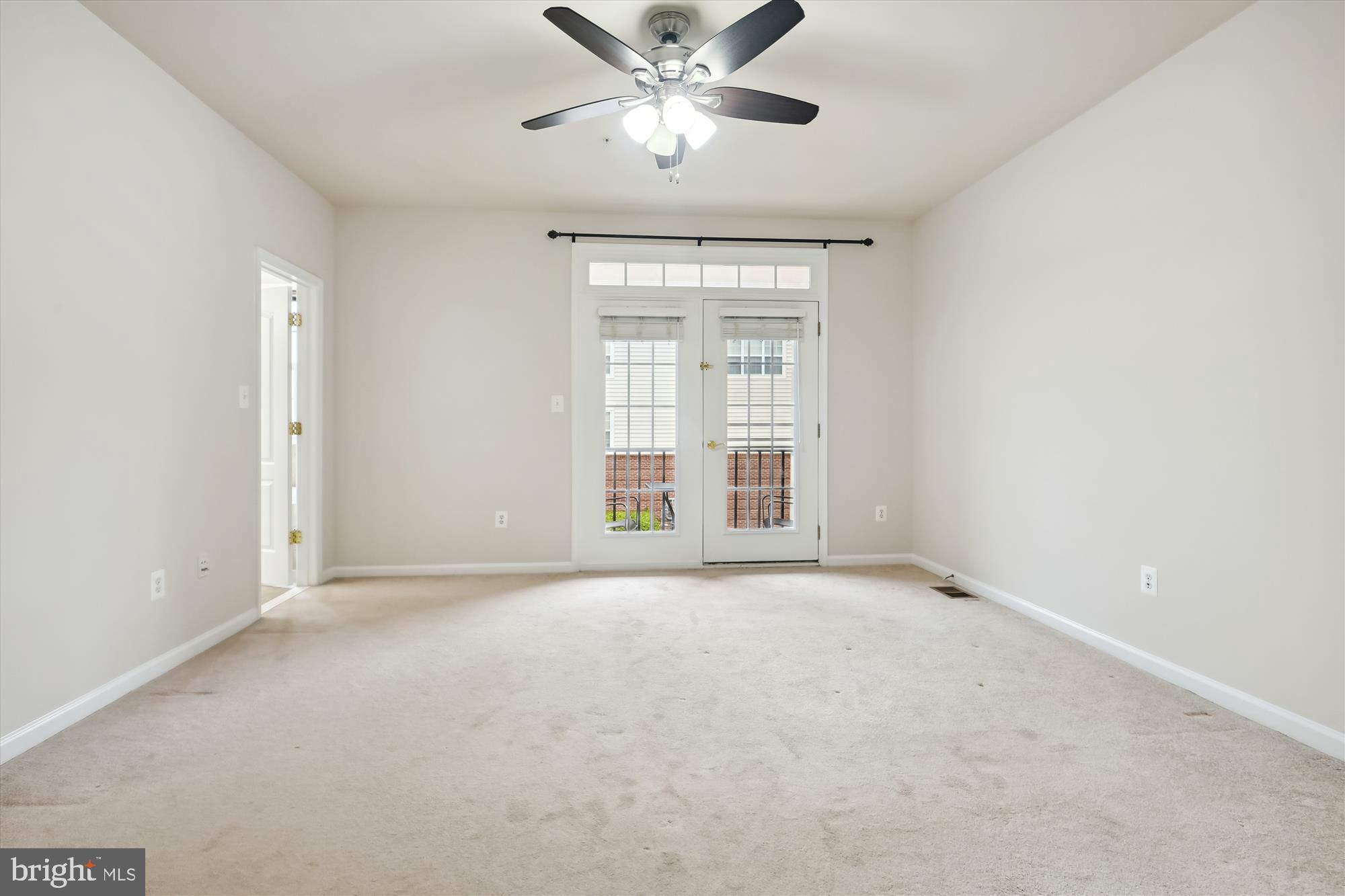 RESIDENCES AT BRAMBLETON - Residential Lease