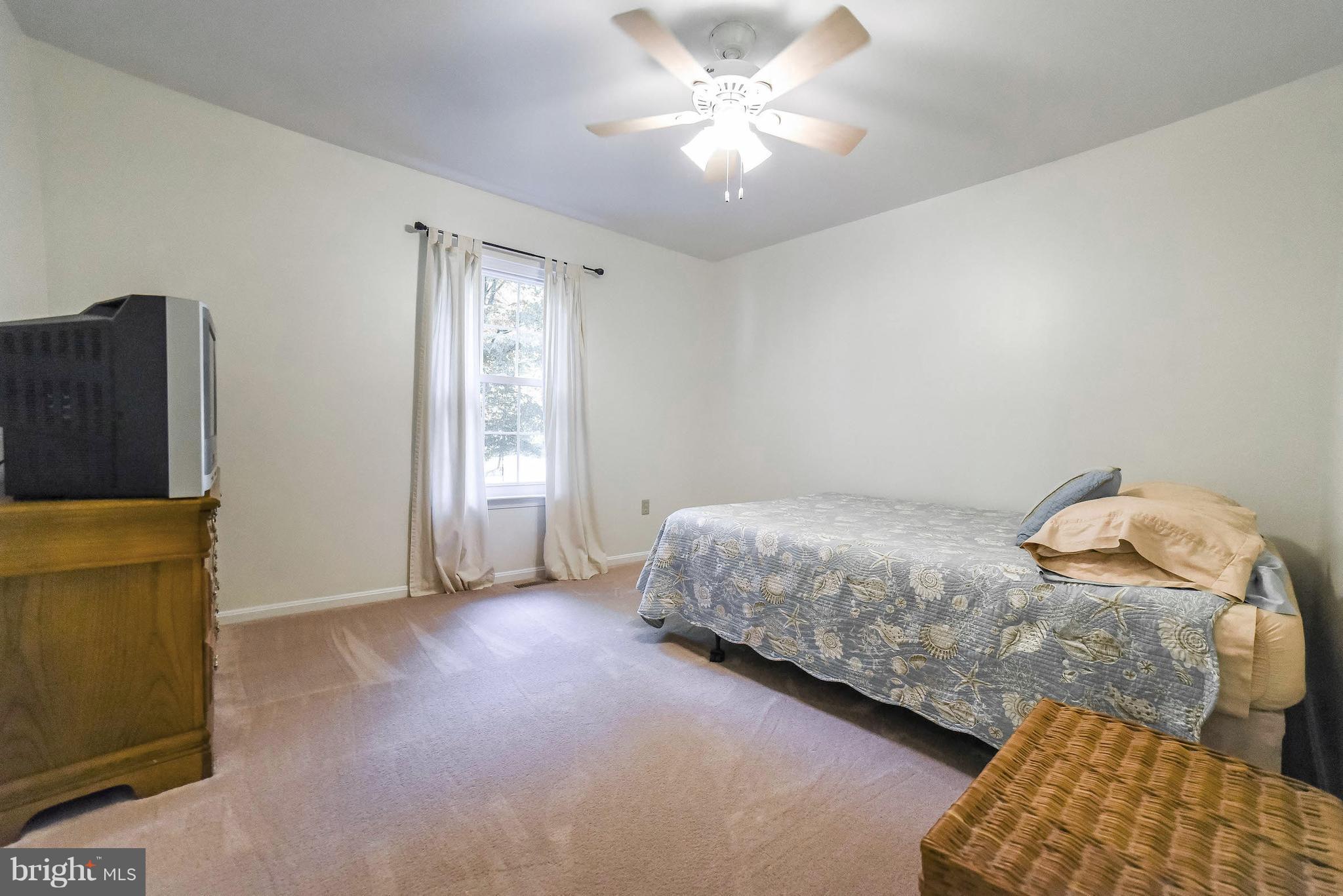 BOUNDARY CREEK - Residential