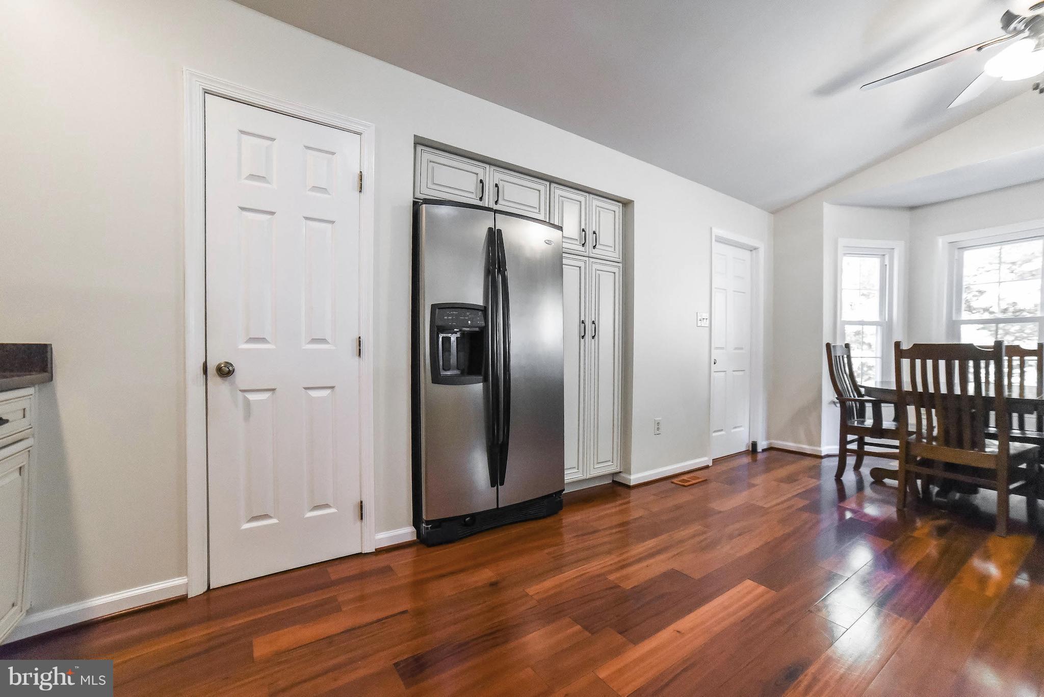 BOUNDARY CREEK - Residential