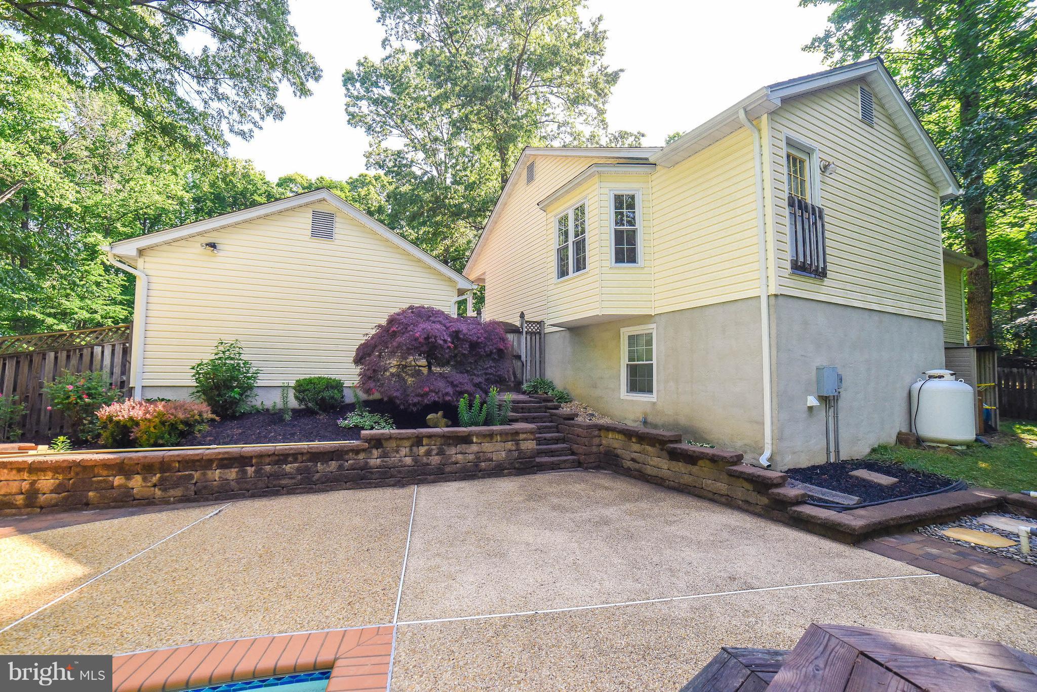 BOUNDARY CREEK - Residential