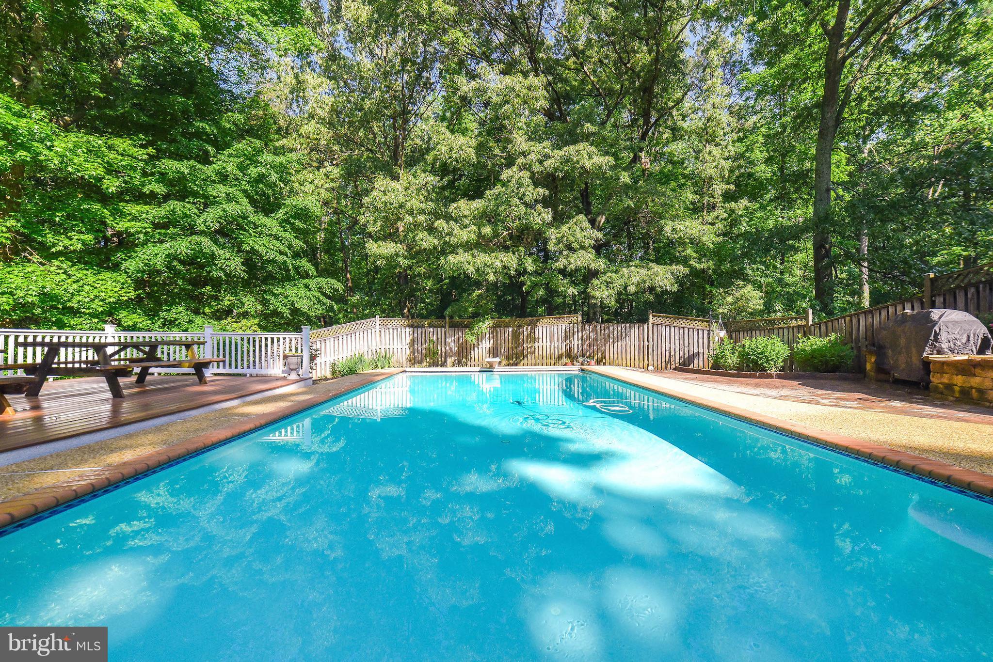 BOUNDARY CREEK - Residential