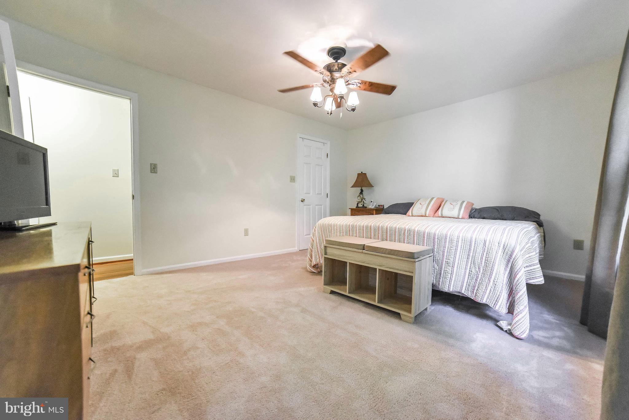 BOUNDARY CREEK - Residential