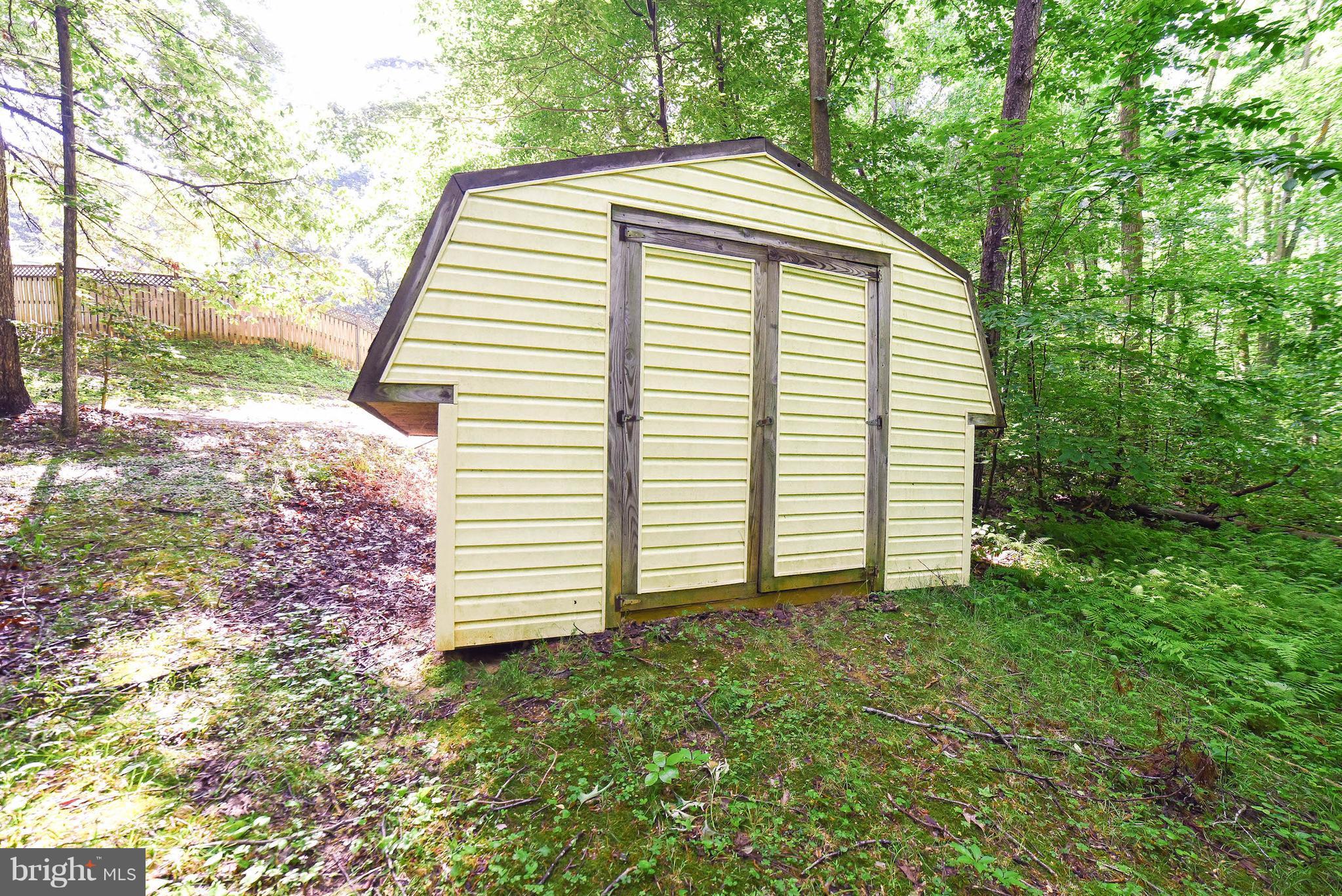 BOUNDARY CREEK - Residential