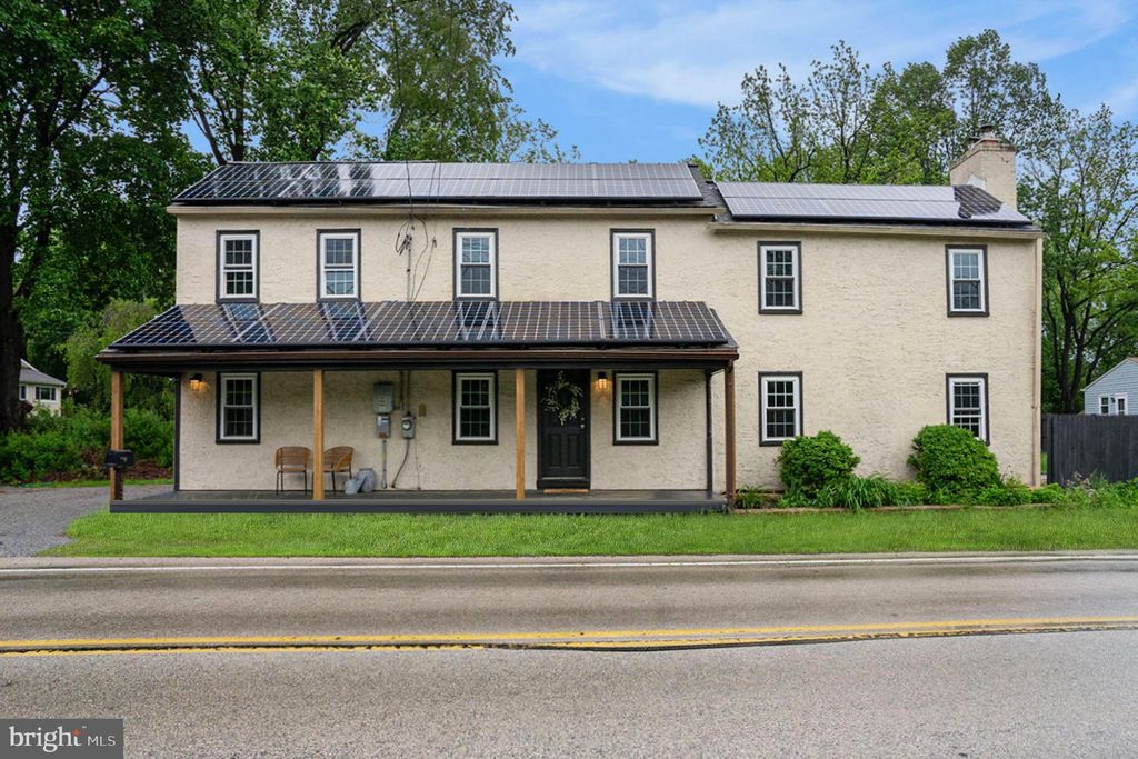Photo of 1237 W King Road, MALVERN, PA 19355 (MLS # PACT2106262)
