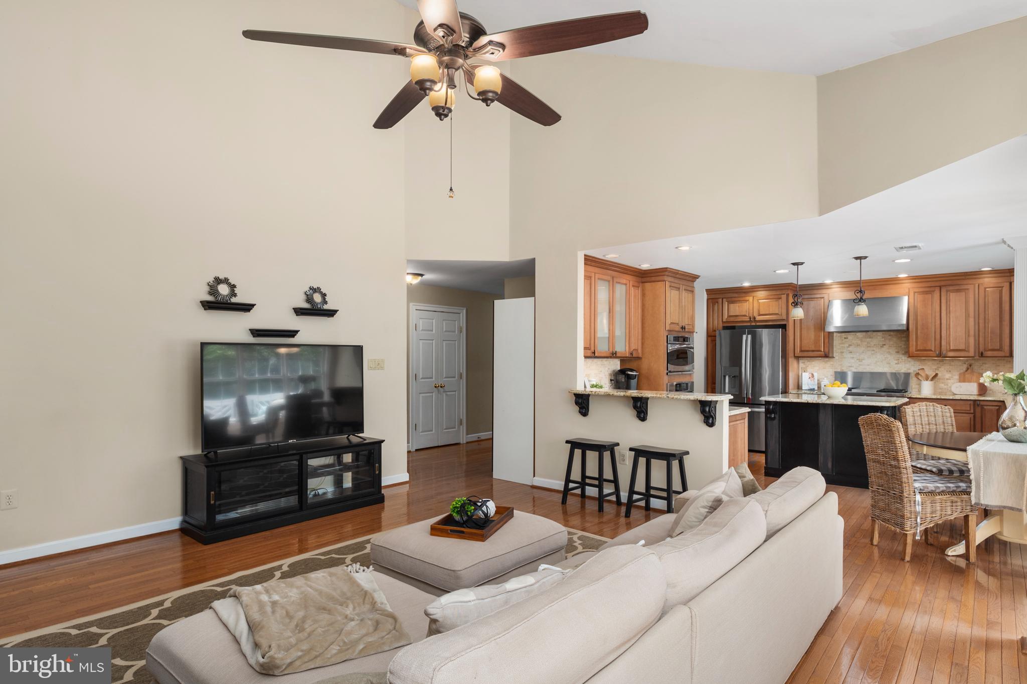 GREENS OF CROFTON - Residential