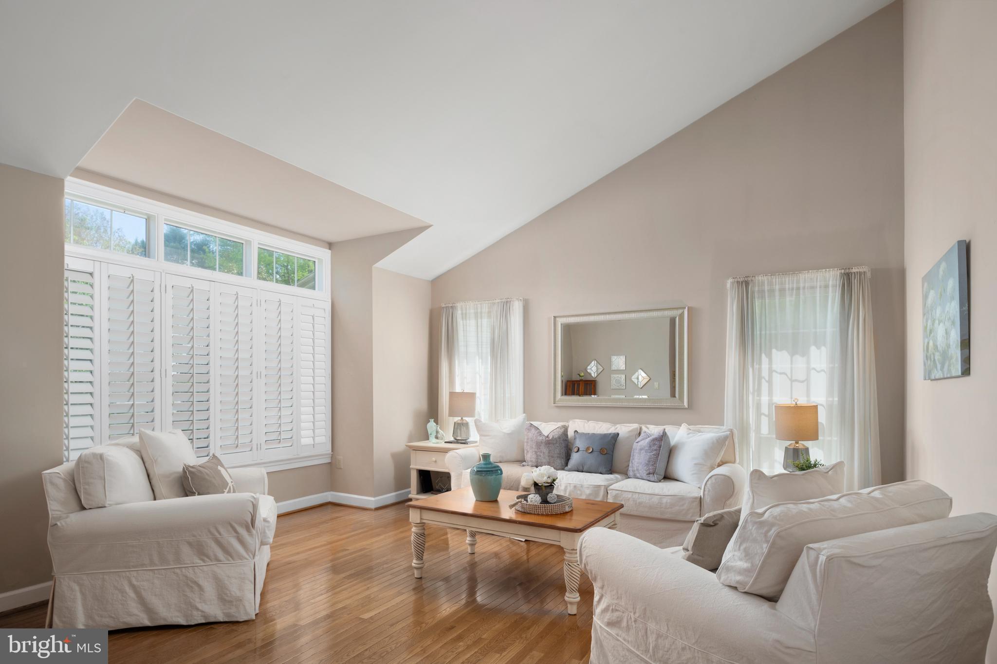 GREENS OF CROFTON - Residential