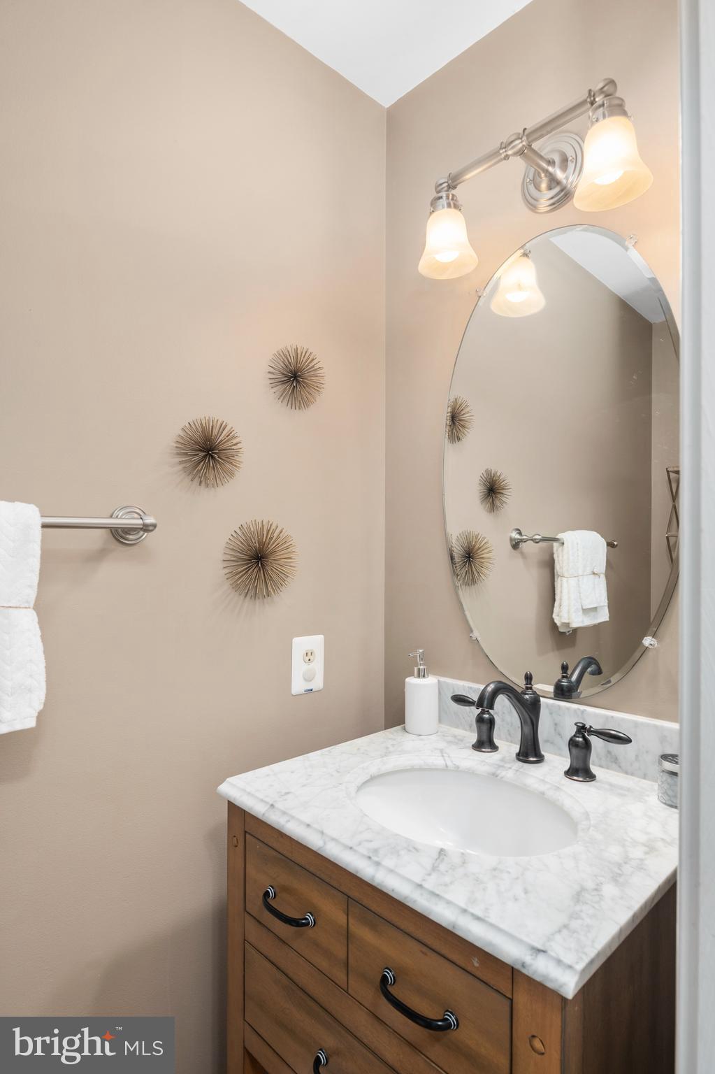 GREENS OF CROFTON - Residential