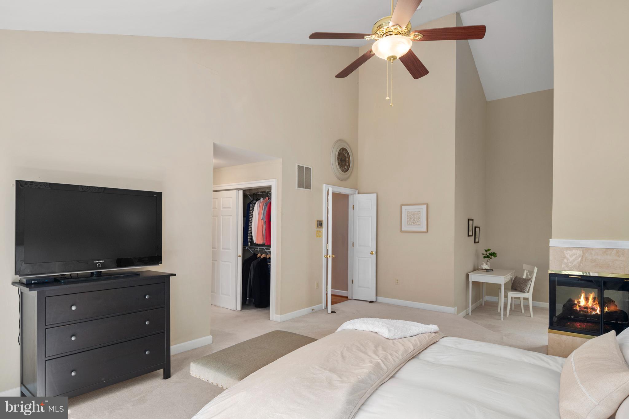 GREENS OF CROFTON - Residential