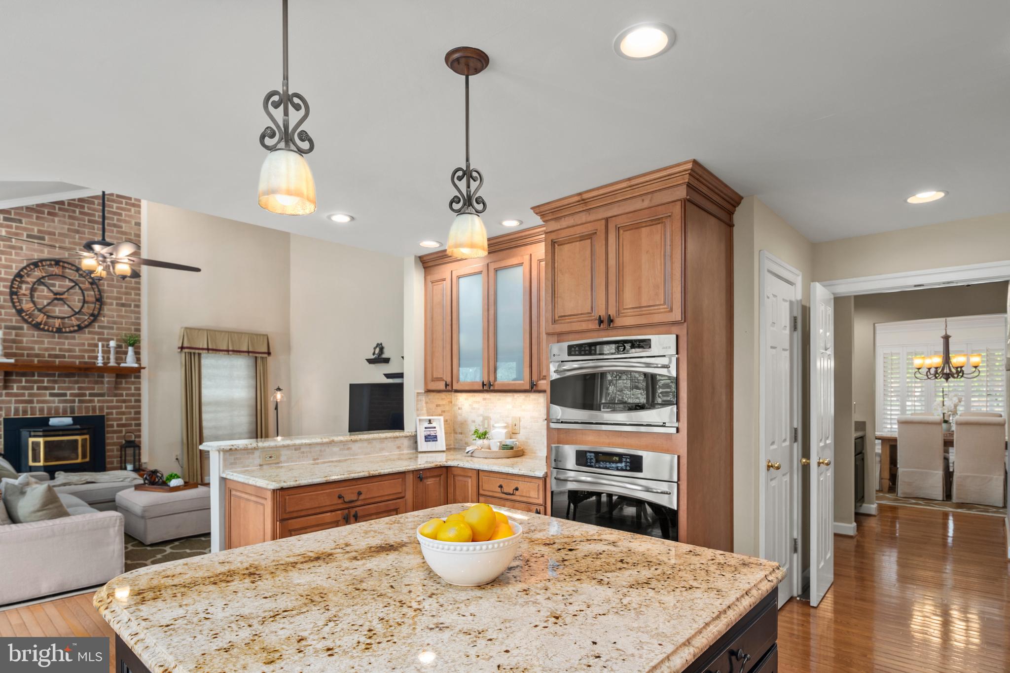 GREENS OF CROFTON - Residential