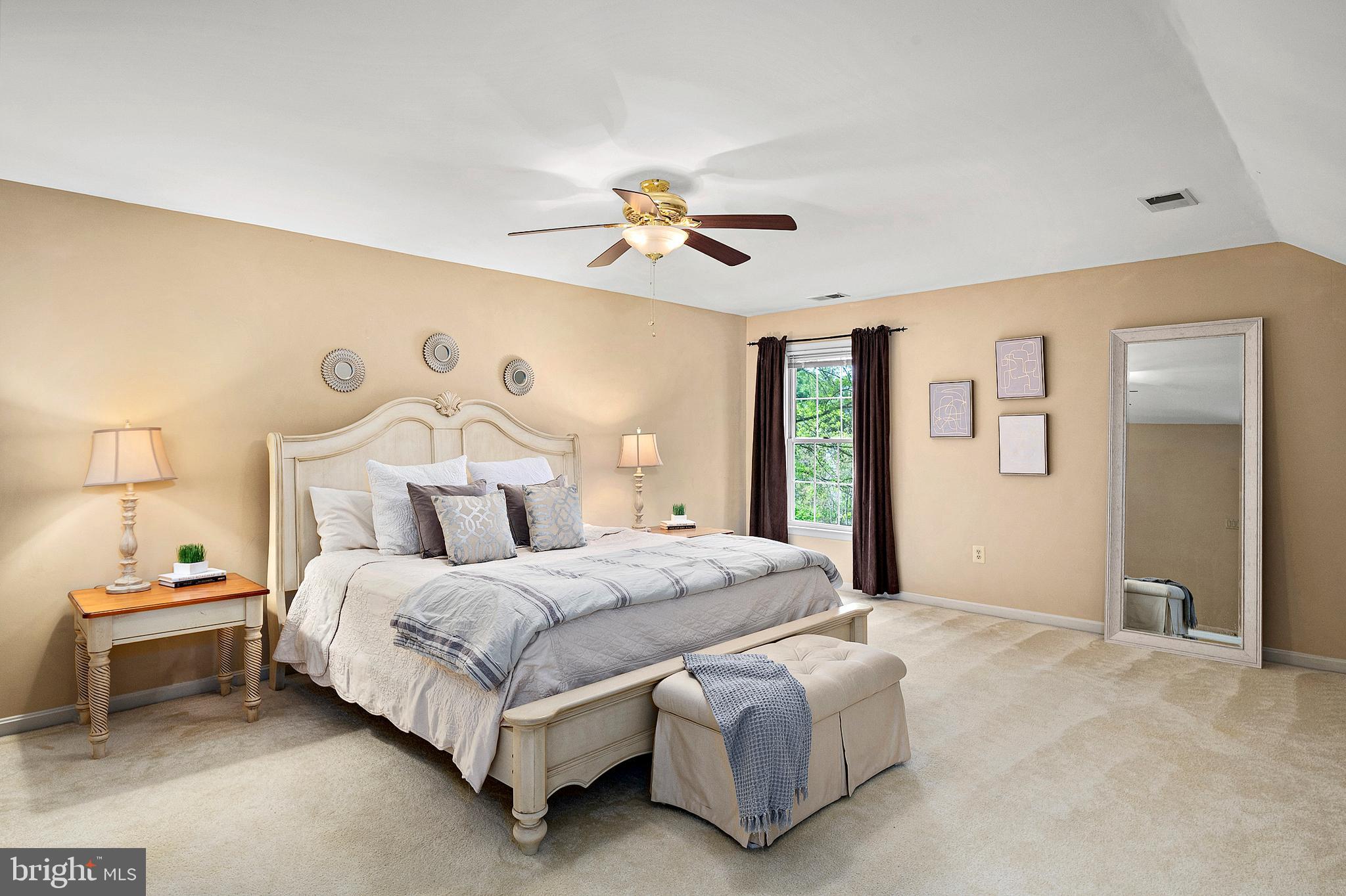 GREENS OF CROFTON - Residential