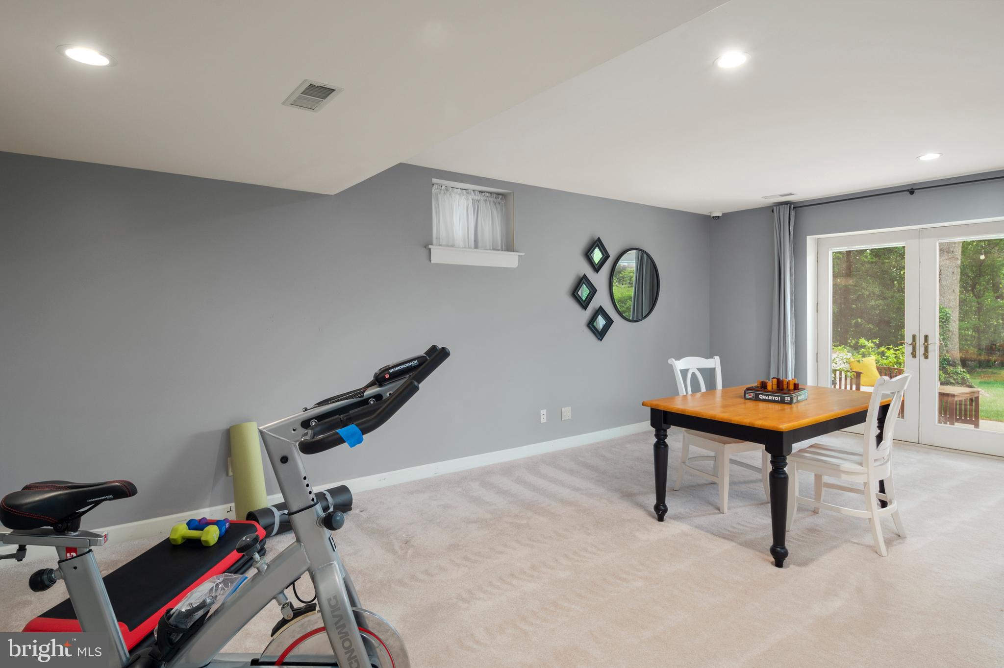 GREENS OF CROFTON - Residential