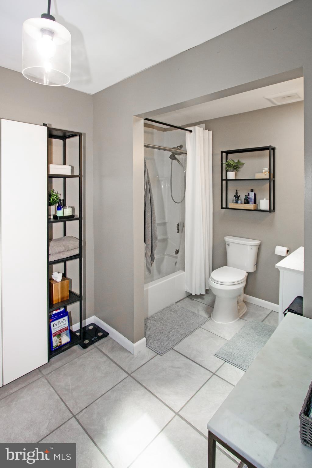 COCKEYSVILLE - Residential