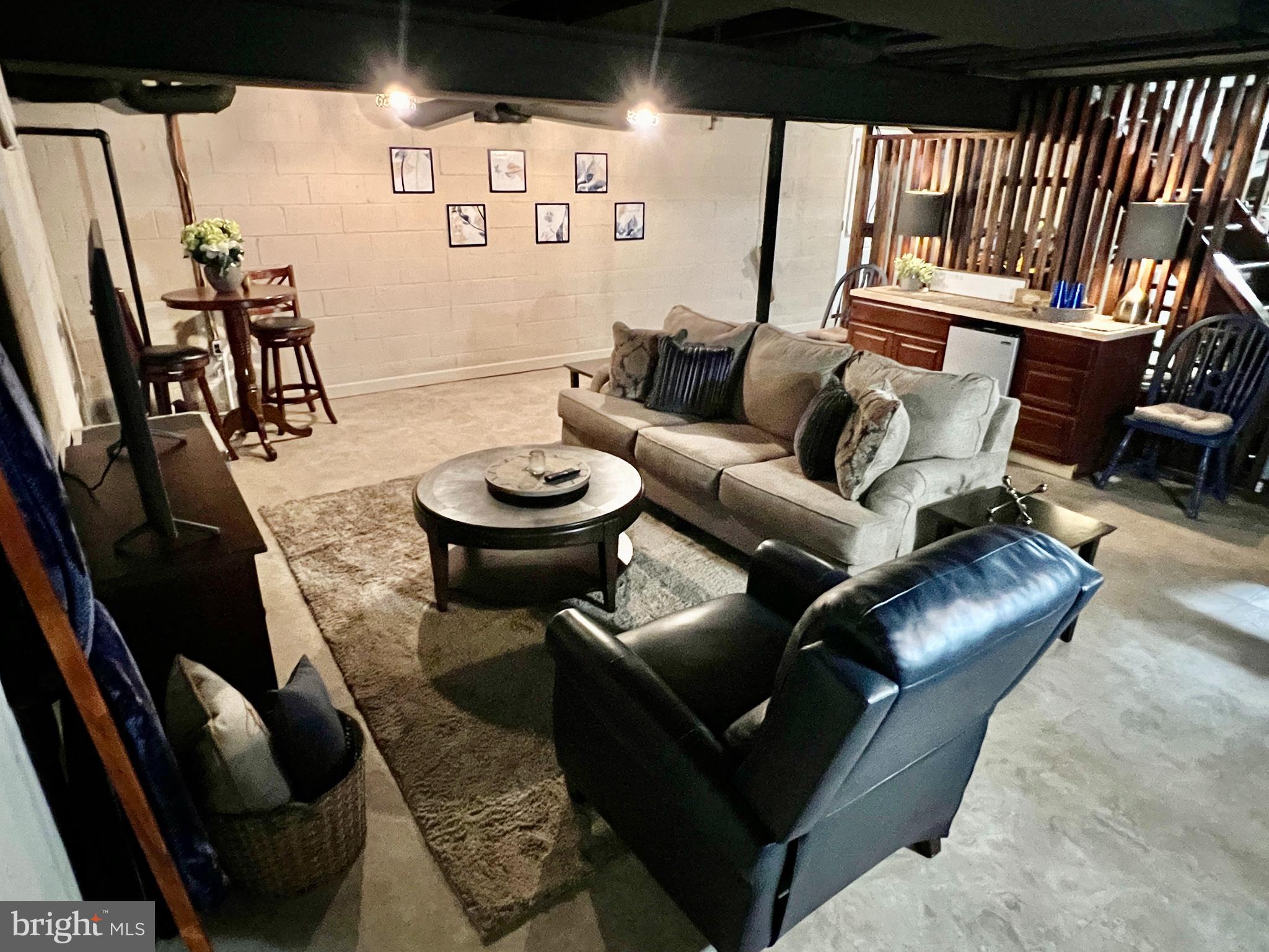 COCKEYSVILLE - Residential