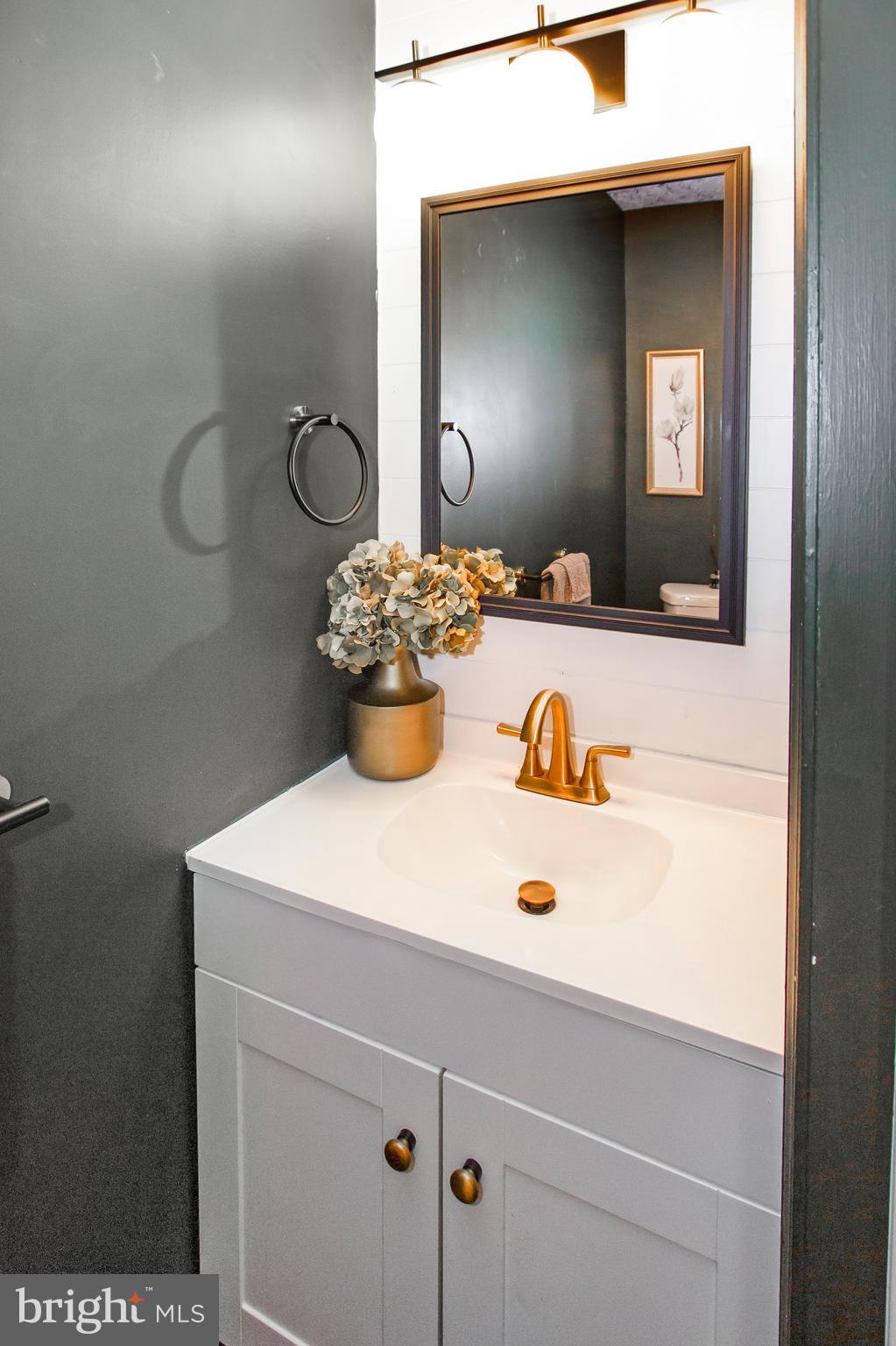 COCKEYSVILLE - Residential