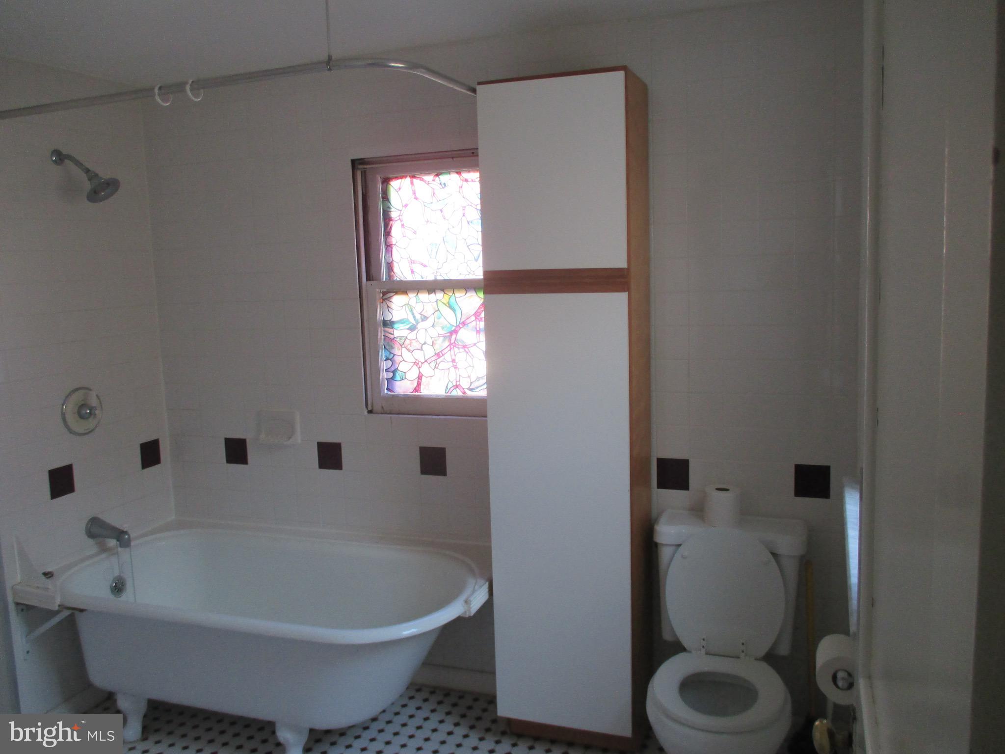 FISHTOWN - Residential Lease