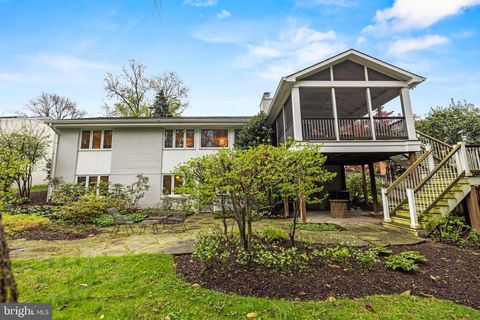 Photo of 8711 Brierly Court, CHEVY CHASE, MD 20815 (MLS # MDMC2178976)