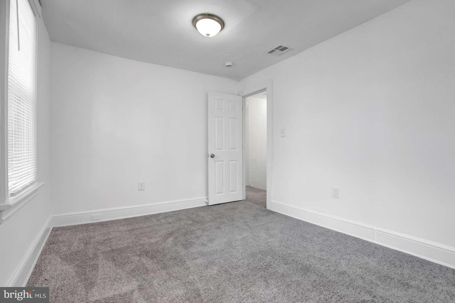 38 BRENWAL AVENUE