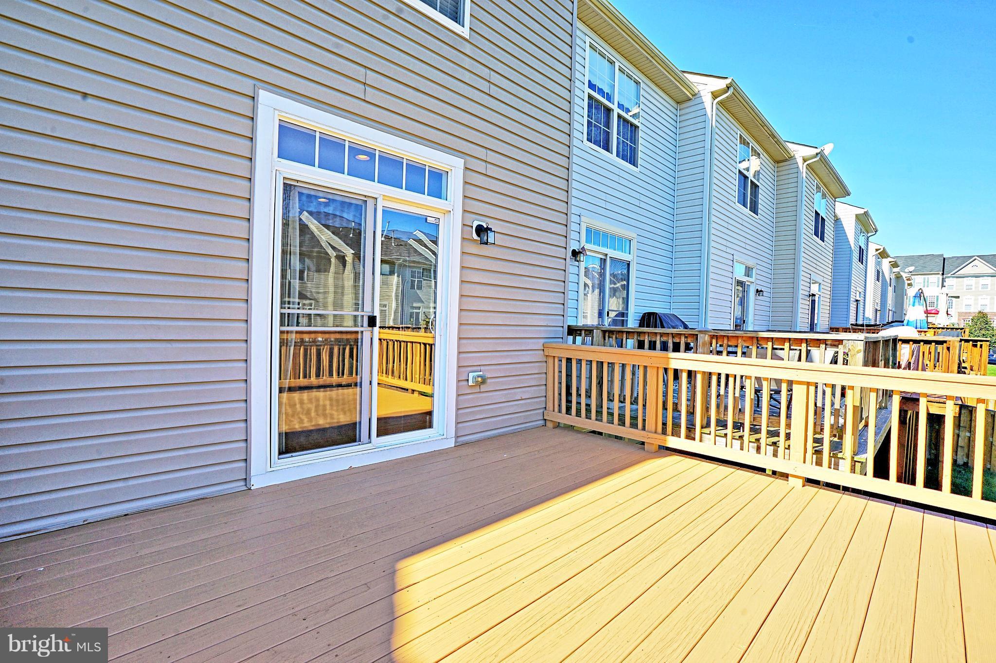 POWELLS RUN VILLAGE COND - Residential