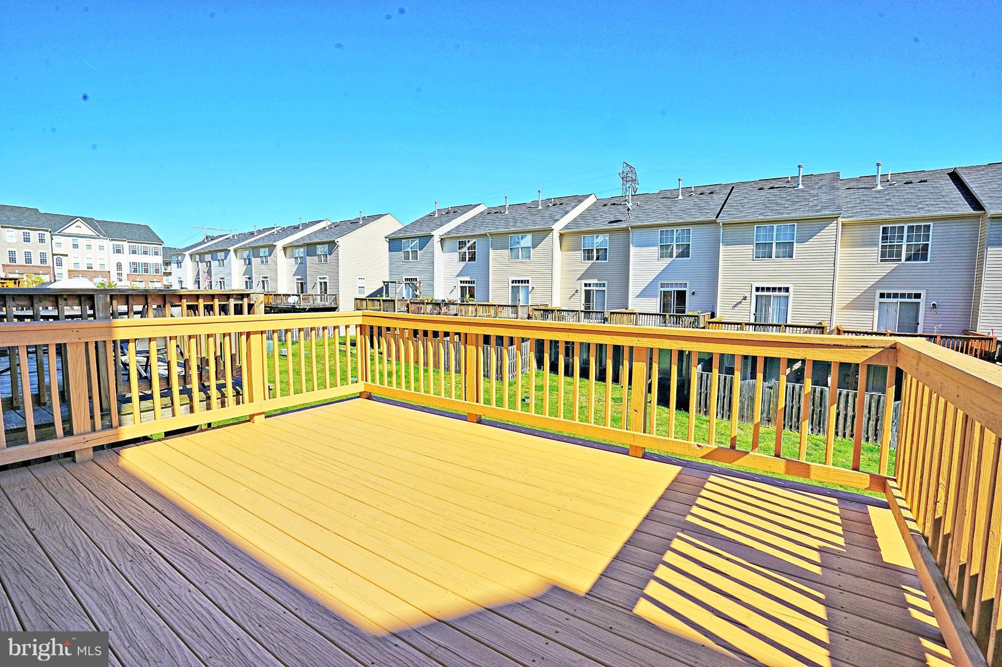 POWELLS RUN VILLAGE COND - Residential