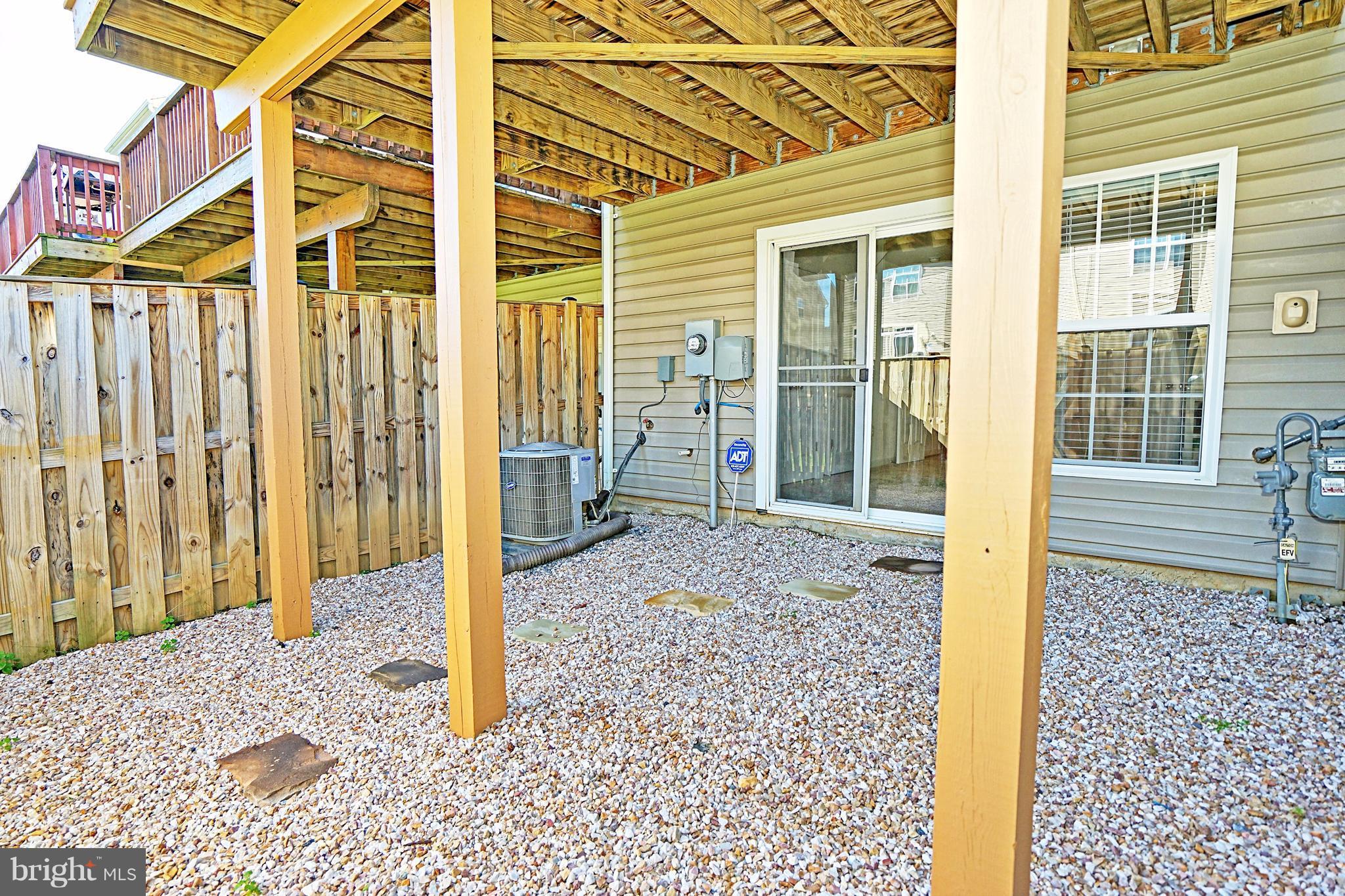POWELLS RUN VILLAGE COND - Residential