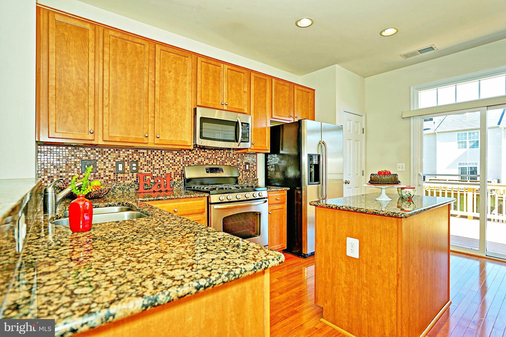 POWELLS RUN VILLAGE COND - Residential