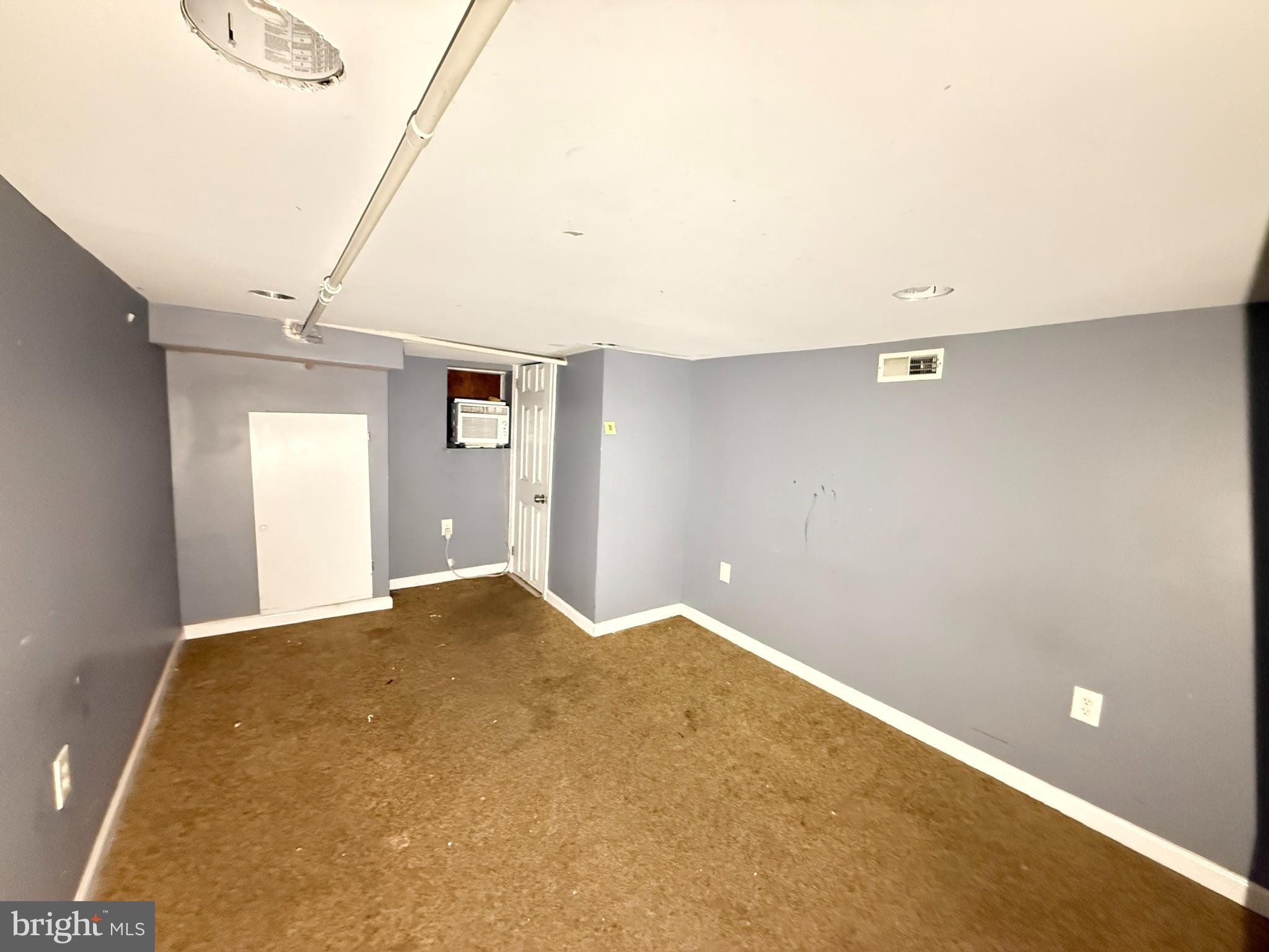 HIGHLANDTOWN - Residential