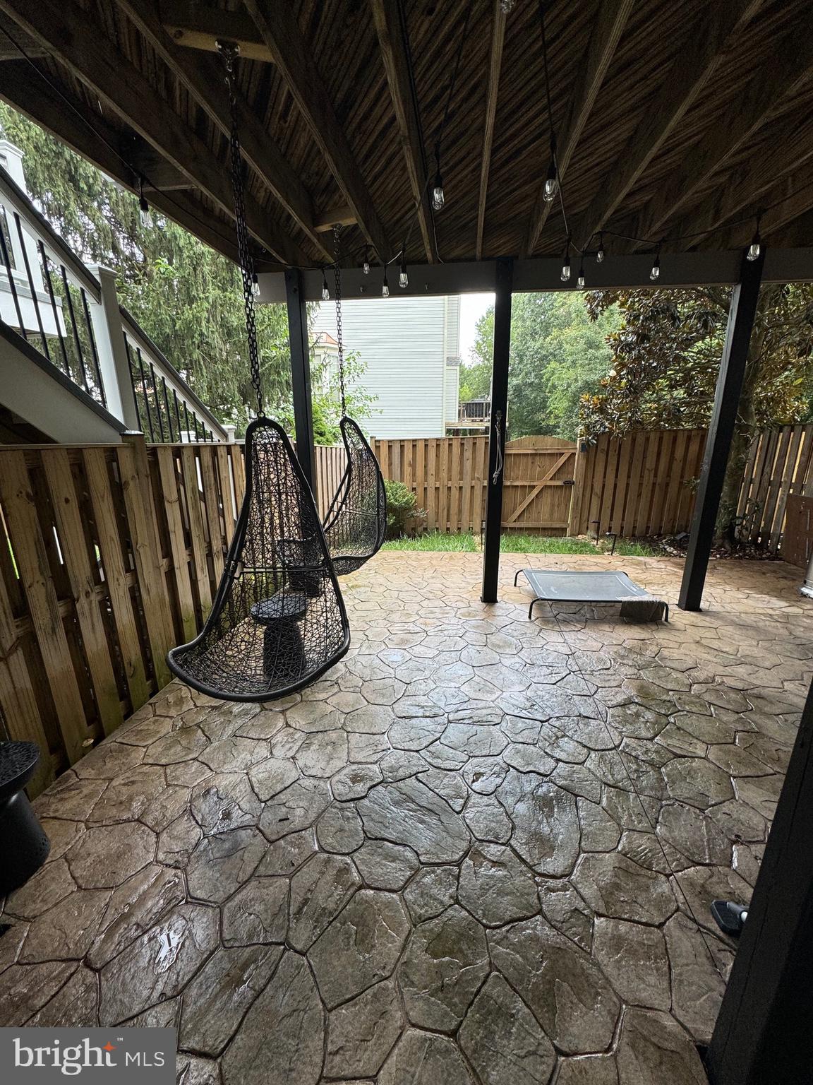 CASCADES - Residential Lease