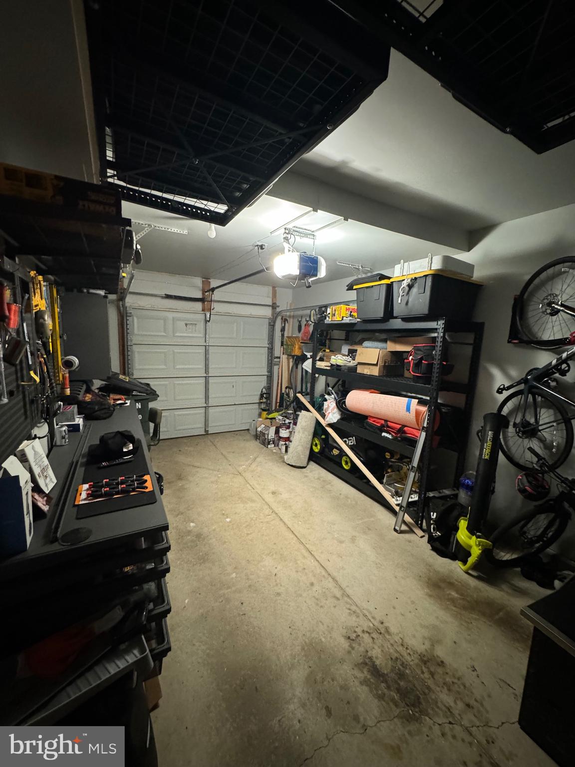 CASCADES - Residential Lease