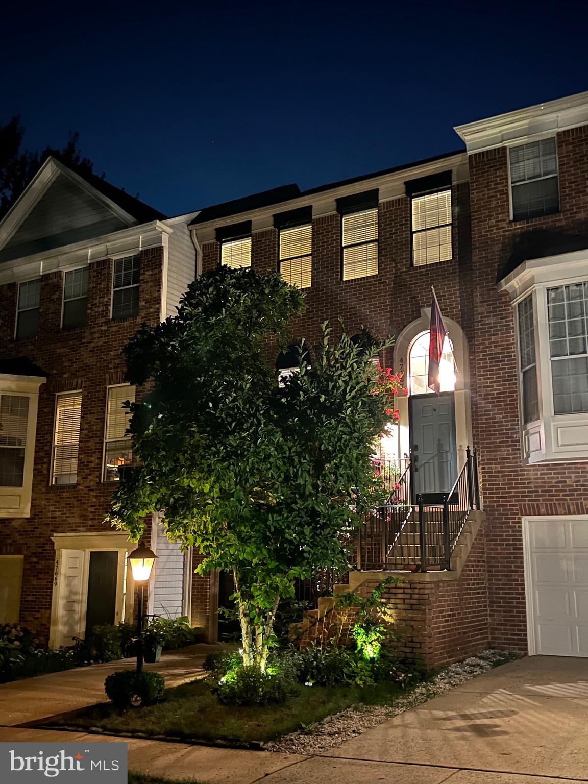 CASCADES - Residential Lease