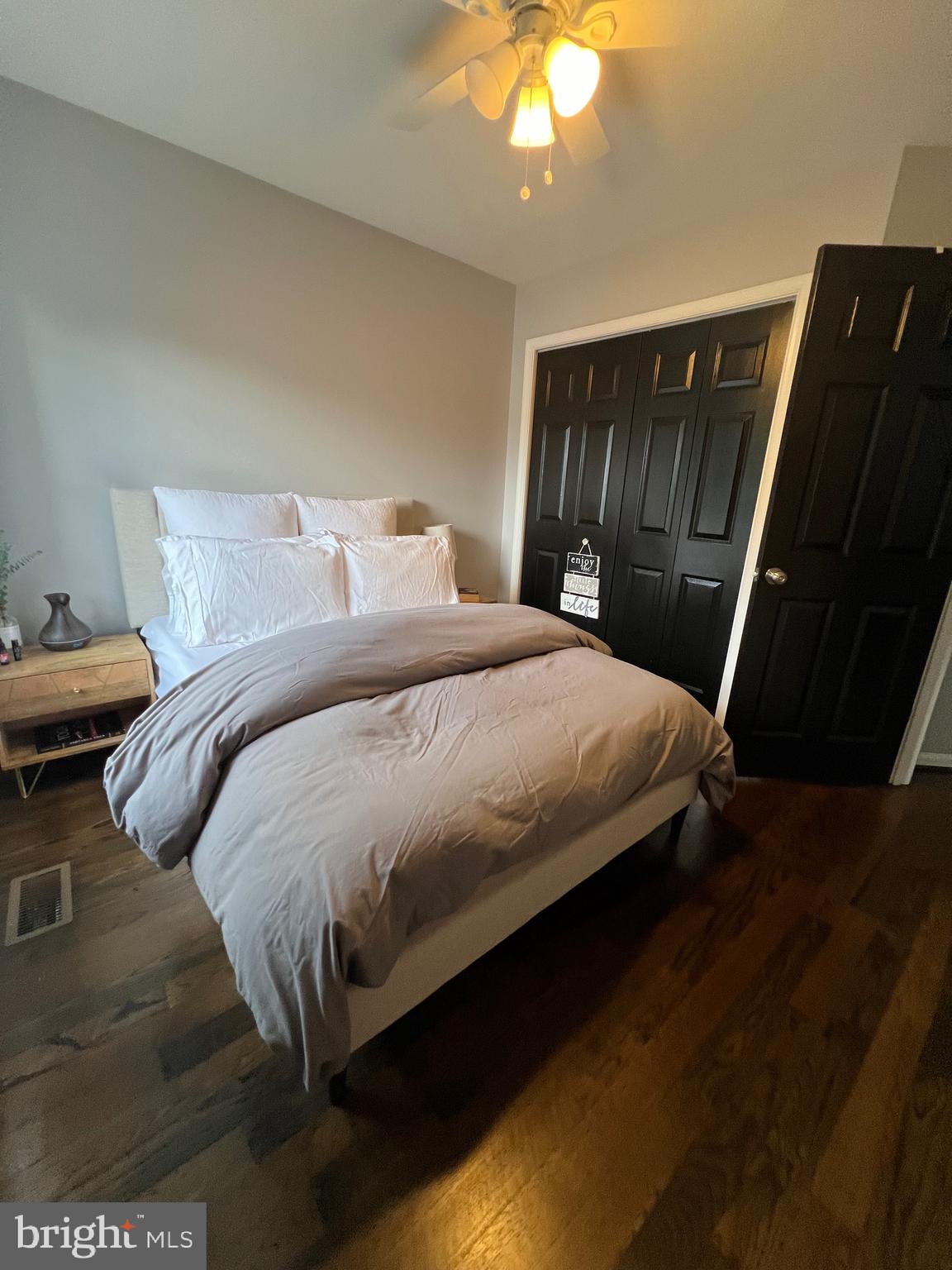 CASCADES - Residential Lease